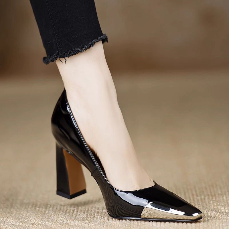 FHC 2025, Yeni Kare Metal Buru - Leather Work Outfit incelemesi ve fiyatı